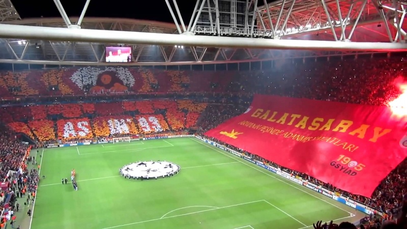 Футбол, тек қана футбол!: Галатасарайдың жаңа стадионындағы матчтан кейін....