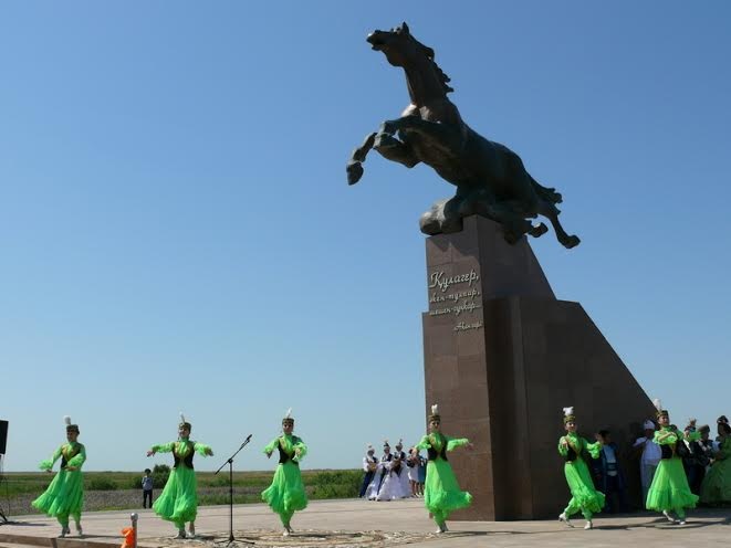 Астана жаңалықтары: Құлагер ескерткіші күрделі жөндеуден өтті