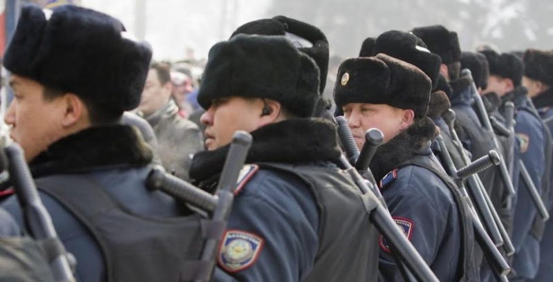 Астана жаңалықтары: Астаналық полицейлер қысқа қамданып жатыр