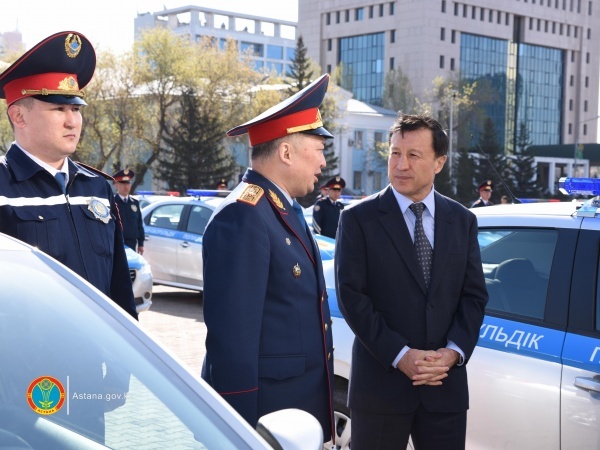 Астана жаңалықтары: Астанадағы полицейлік автопарк 35 автокөлікпен толықты