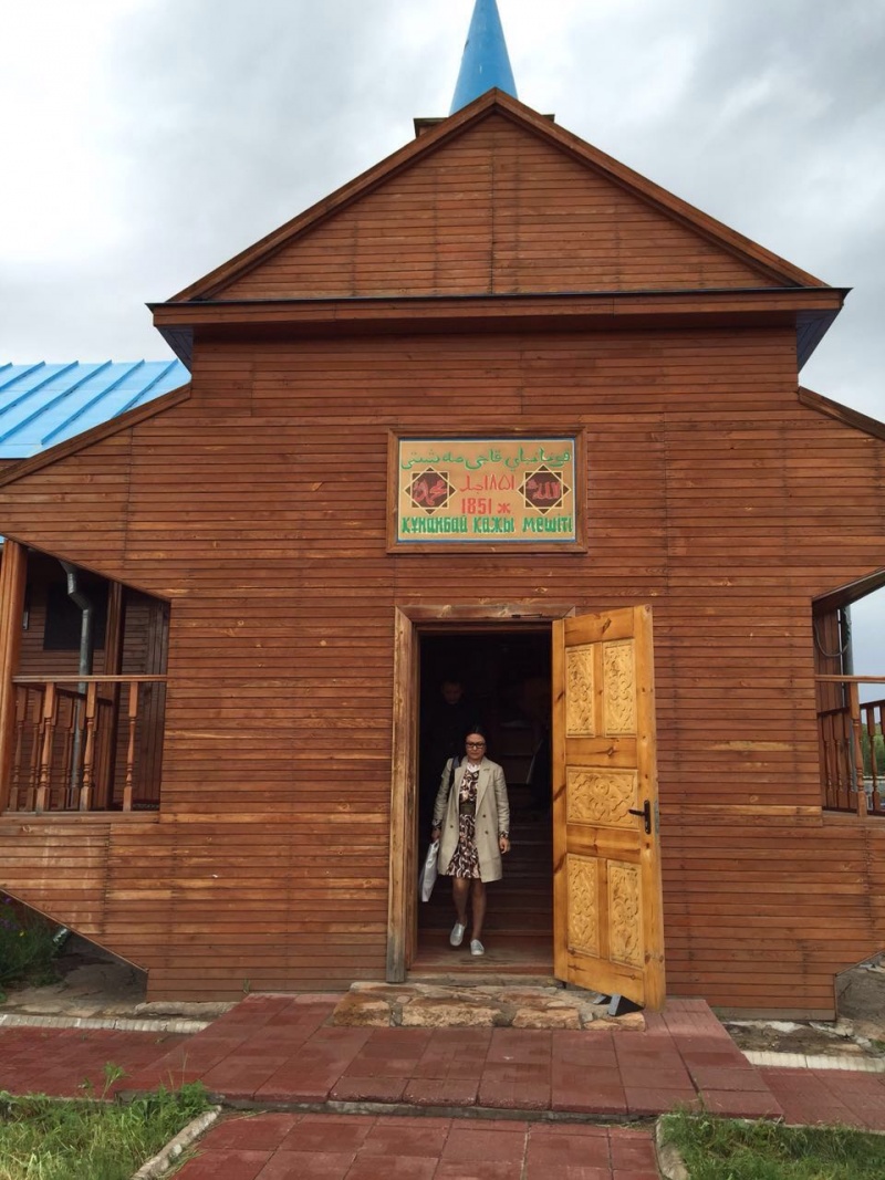 Блог - arailym_zhalauly: Қарағанды Нан комбинатында әнші Серікбол Сайлаубек тоқаш пісіріп көрді